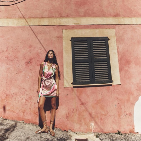 Patch work print Zara dress xs - Picture 2 of 5